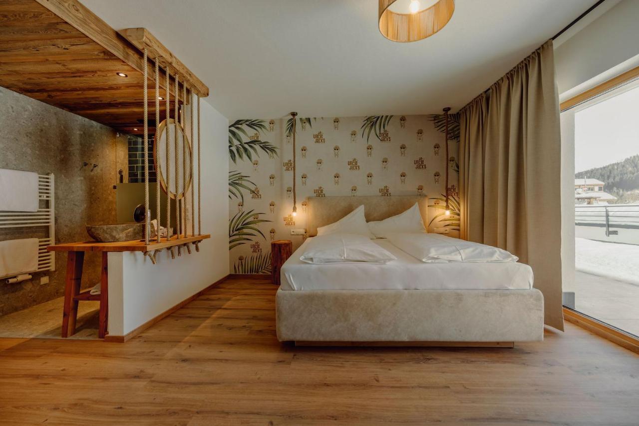 Uncle Jacks Hotel Flachau Ngoại thất bức ảnh