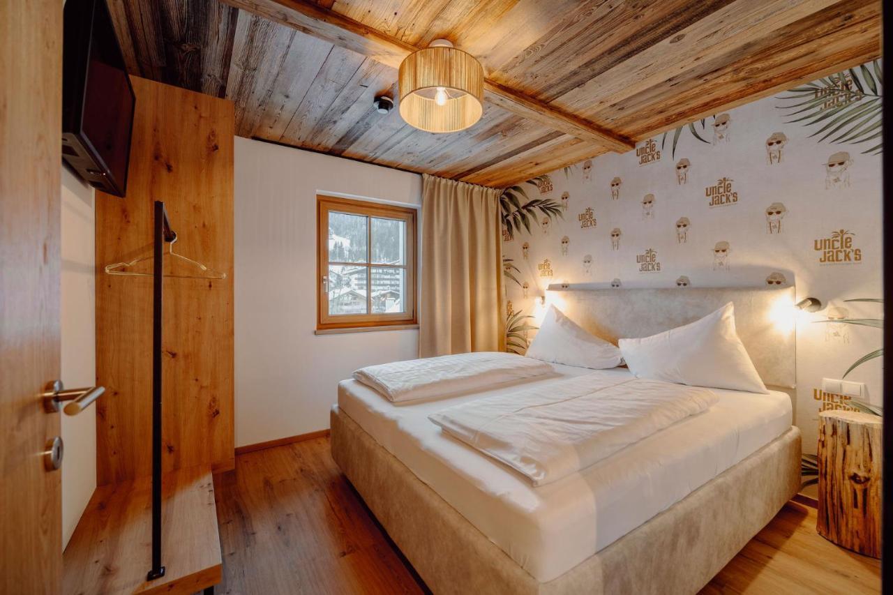 Uncle Jacks Hotel Flachau Ngoại thất bức ảnh