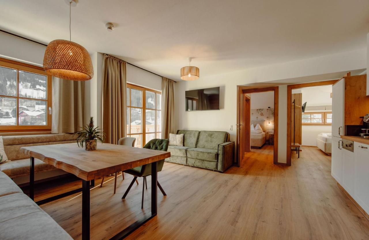 Uncle Jacks Hotel Flachau Ngoại thất bức ảnh